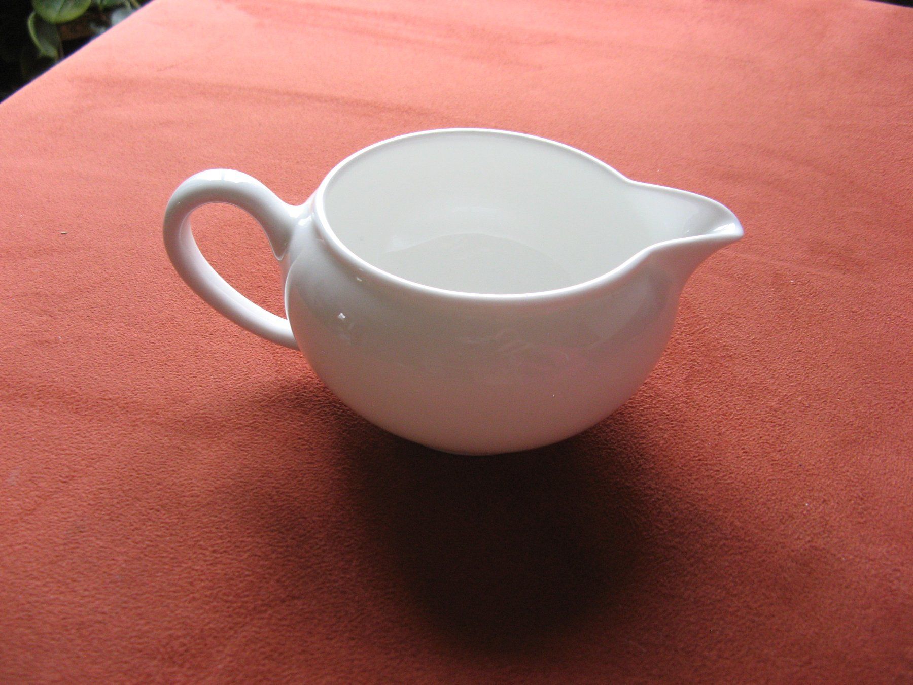 Caraffe: Rahmkrug weiss oder Milchkrug Wedgewood – Usato da Zürich venduto da apil 2
