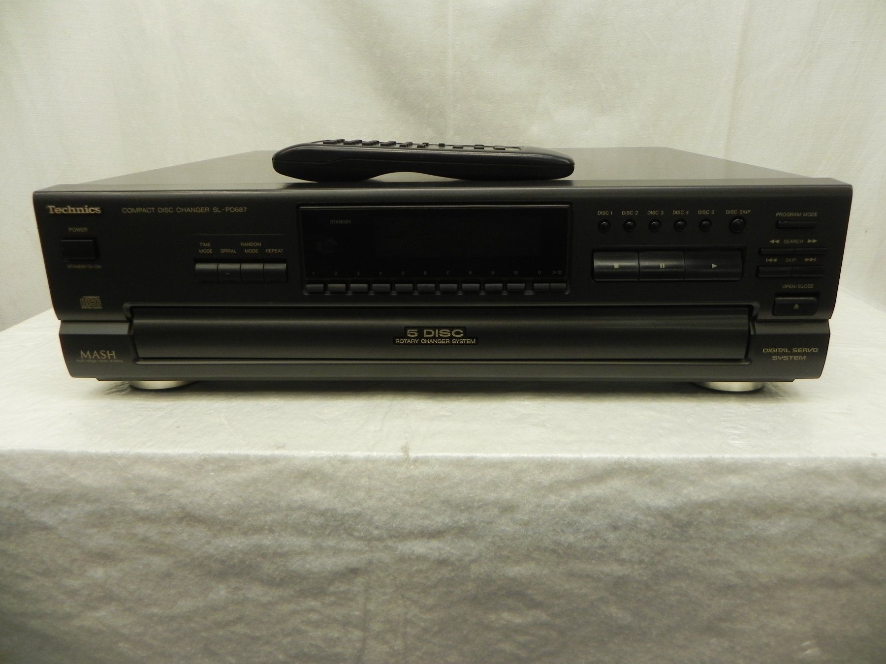 Technics Lettore multimediale & Streamer: Technics SL-PD687 5er CD-Wechsler mit FB – Usato da Basel venduto da Life-Style-Art