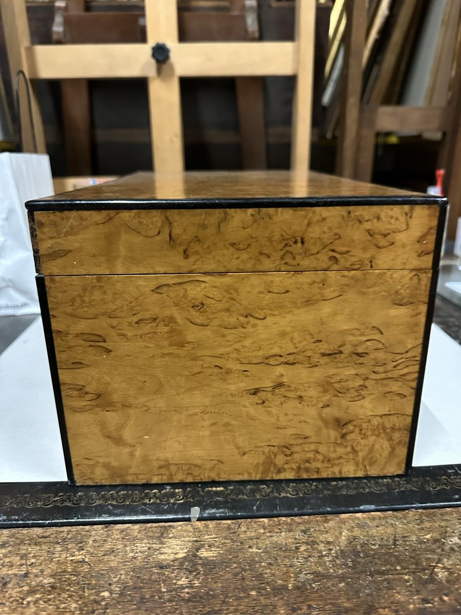 Barattoli: Coffret en ronce de bois pour bijoux, objets. – Usato da Genève venduto da Tom6 3