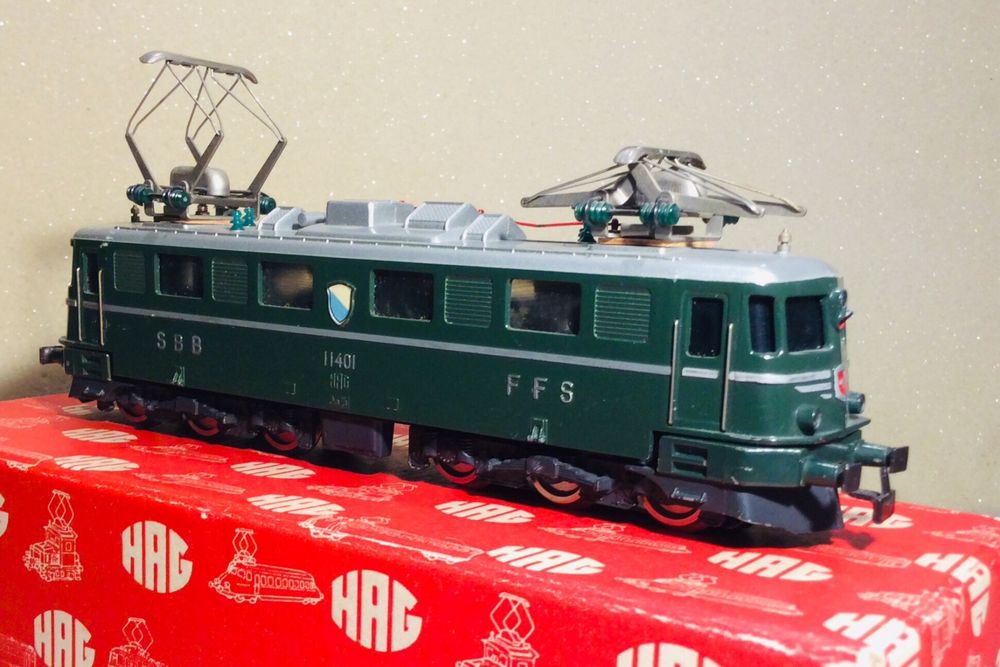 Locomotive HAG HO 1/87 – AE6/6 CFF 11401, Livrée Verte, Collection, Repeinte