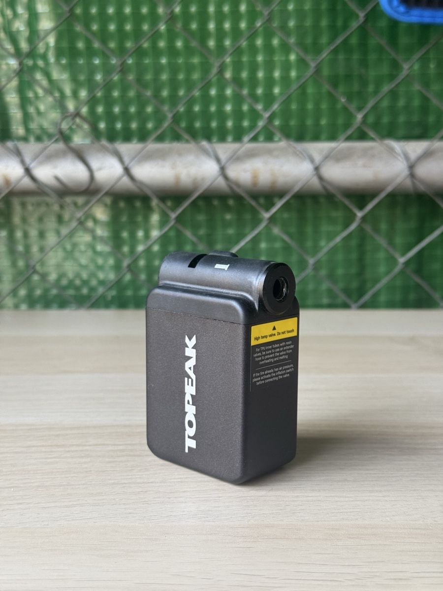 Topeak Pumpen: Topeak E-Booster Digital Elektrische Velopumpe – Neu (gemäss Beschreibung) aus Zürich von gcc8810 4