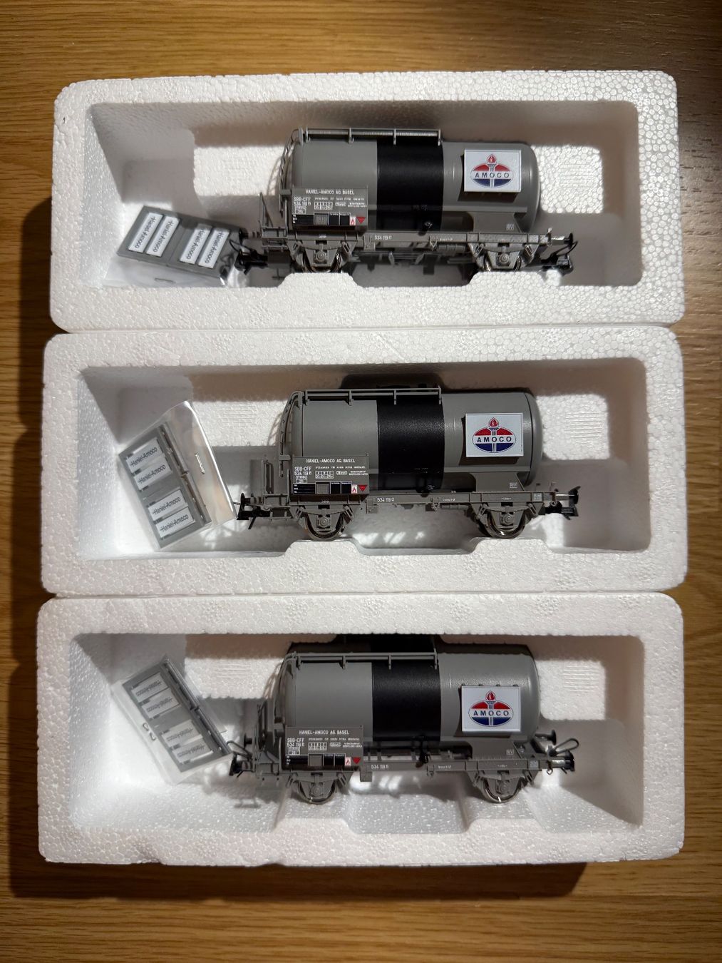 Roco Modelleisenbahnen: 3 wagons citerne Roco Amoco HO – Neu und originalverpackt aus Morrens VD von YannD02 2