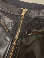 String-Tanga Lederoptik Spitze Schwarz Grösse M neu!