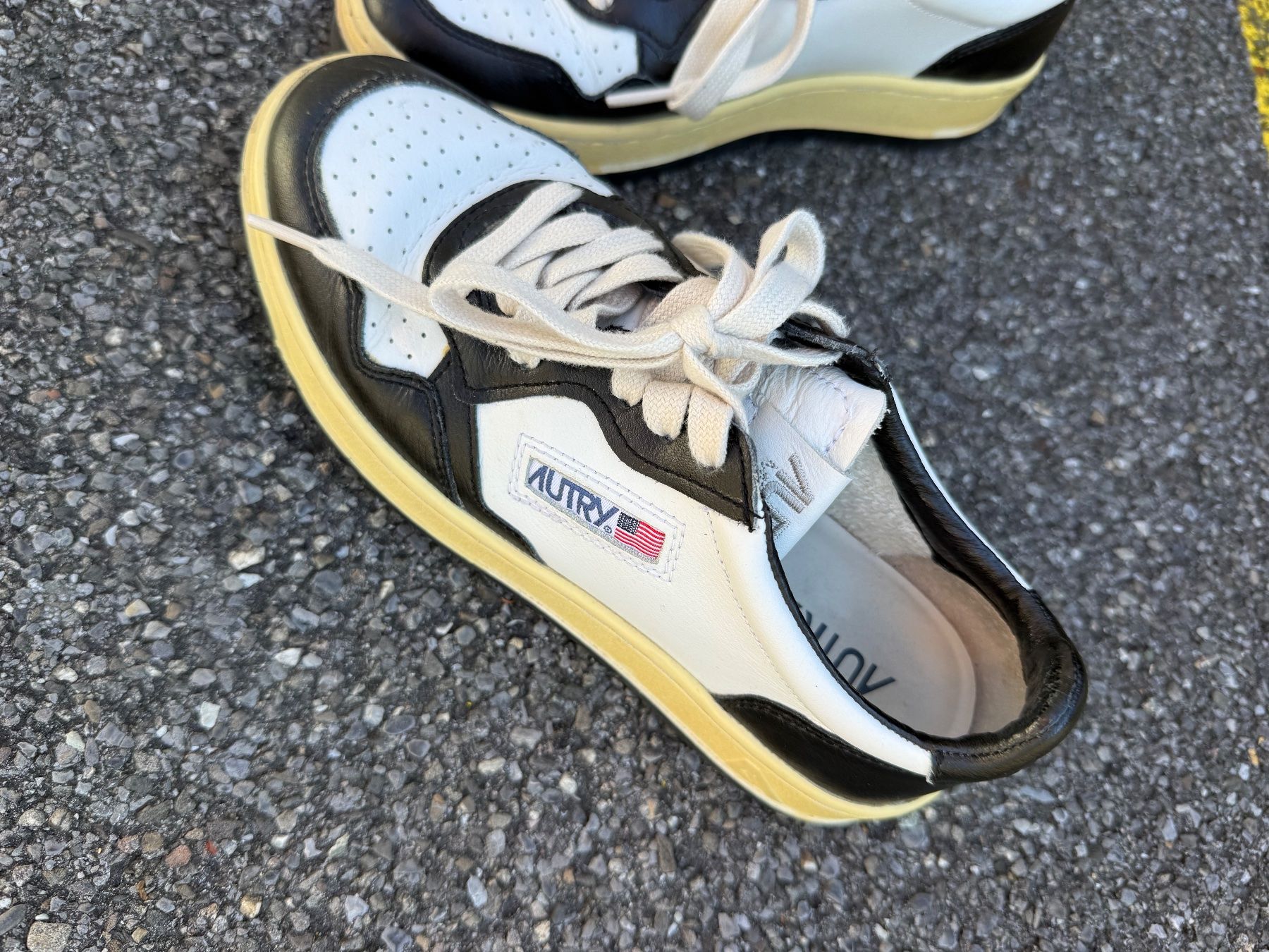 Autry Damenschuhe: Autry Sneakers – Gebraucht aus Steffisburg von lar_q96b 1