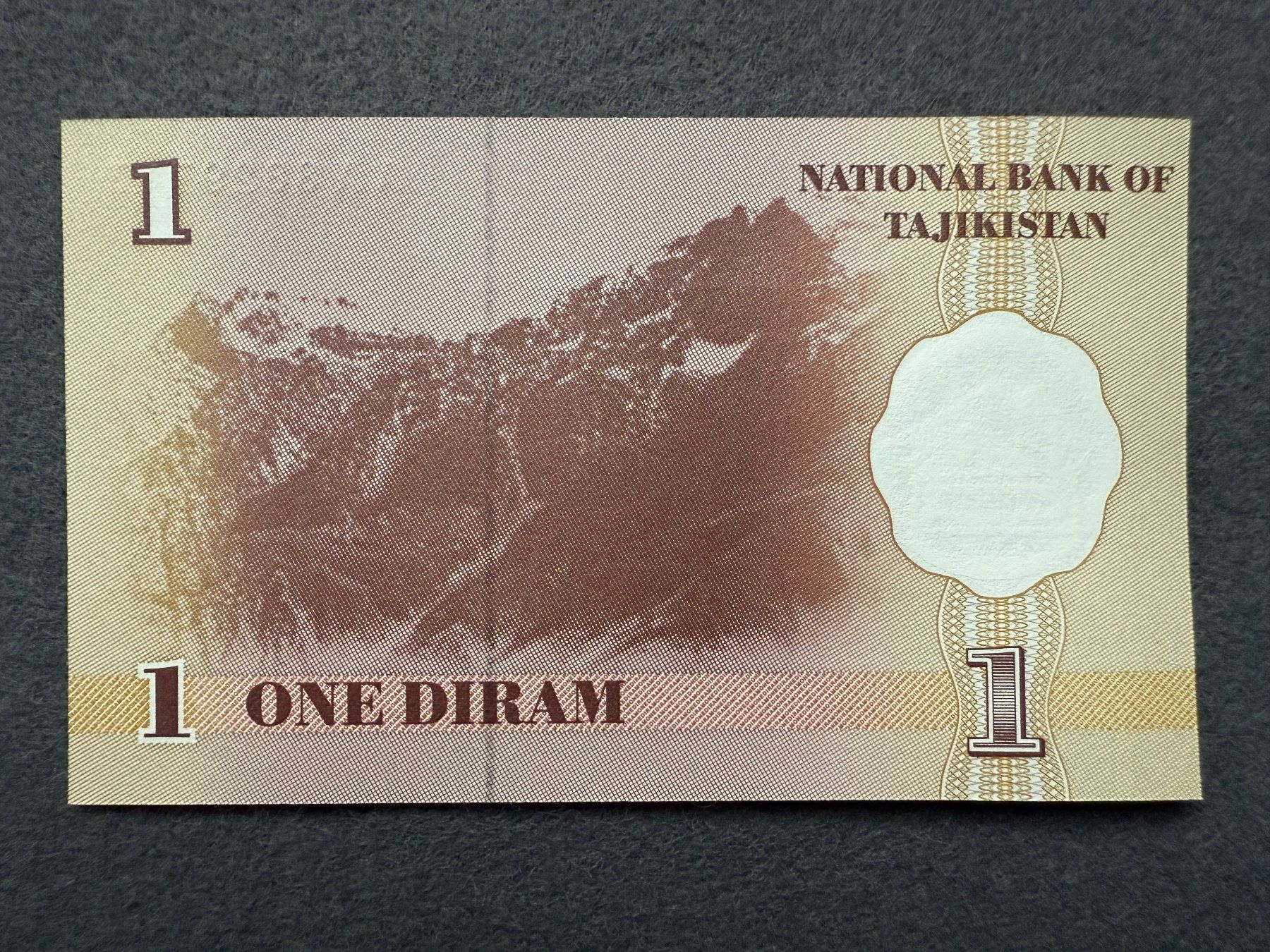 Banconote: Tadschikistan 1999 - Tajikistan - 1 Diram UNC – Nuovo e nell'imballaggio originale da Pfäffikon SZ venduto da Sieben77 1