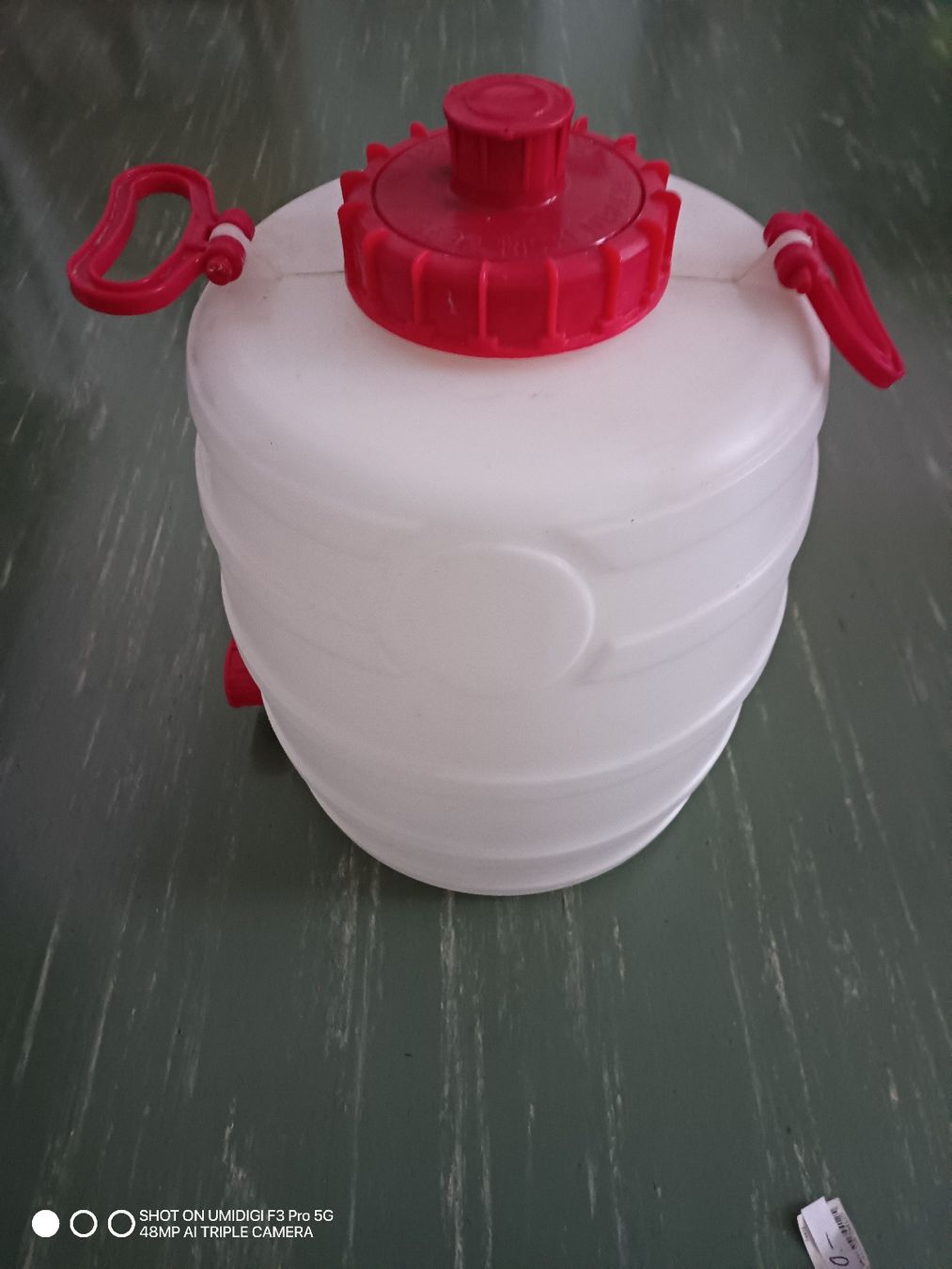 Tränken & Tröge: Behälter 30L ohne Hahn weiss Wassertank Kunststoff  – Neu (gemäss Beschreibung) aus Aarwangen von to-hirschi 3