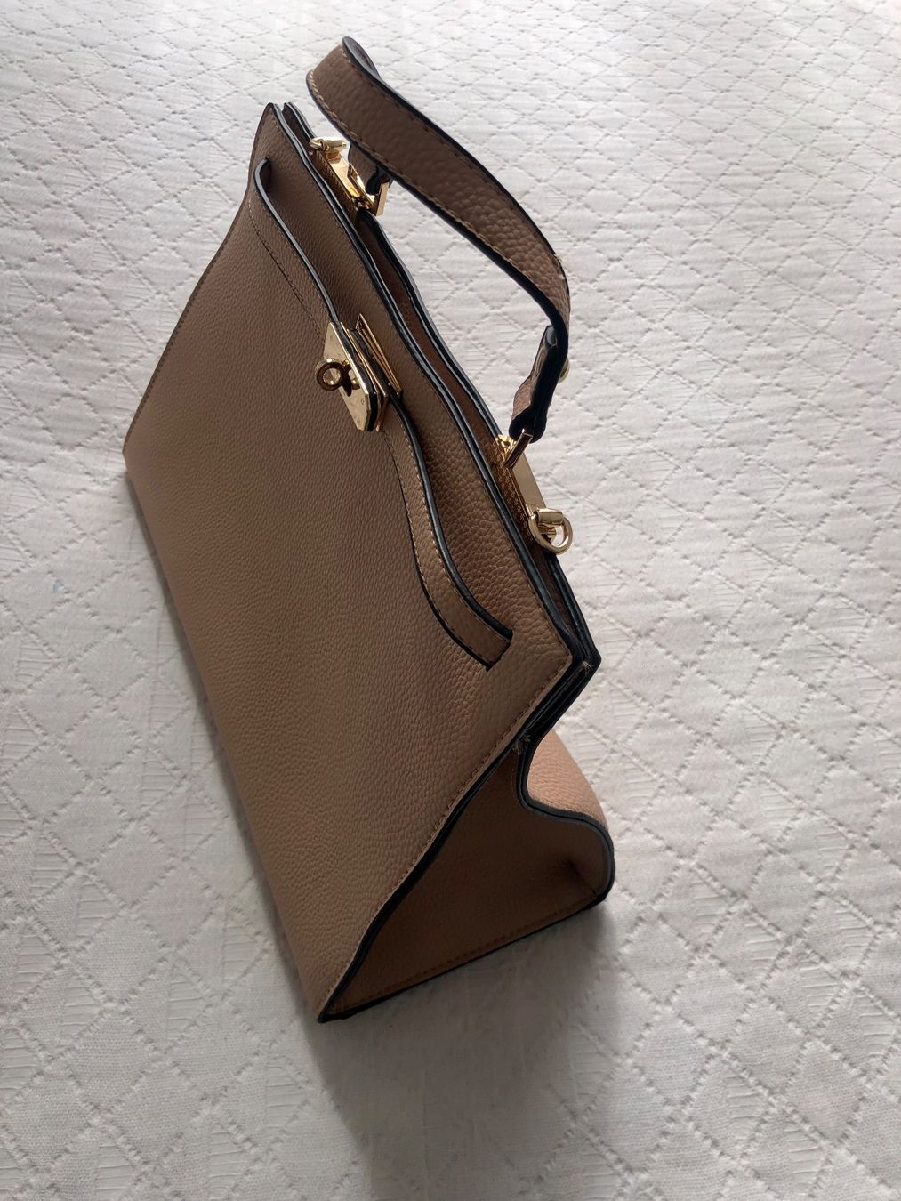 Borse da donna: Edle Kunstlederhandtasche – Nuovo (secondo la descrizione) da Thun venduto da smi_nyv7 1