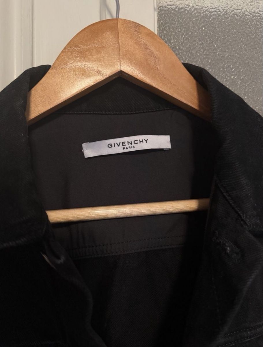 Givenchy Vestes: Veste Givenchy – Neuf (Voir description) à Bulle par gre_v7rv 2