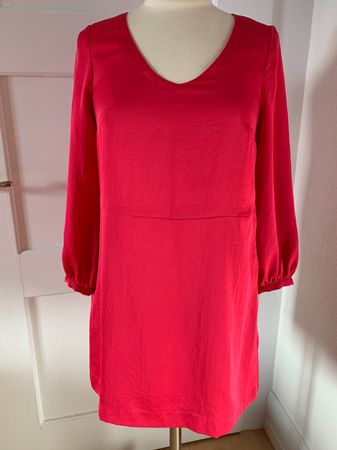 H&M Damen Kleid in Gr. 36, Pink