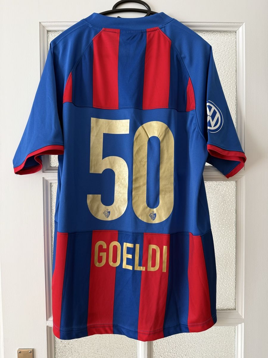 FC Bâle Maillots de corps & Pantalons: Fc Basel Trikot 50 Goeldi – D'occasion à Basel par momo.st 3