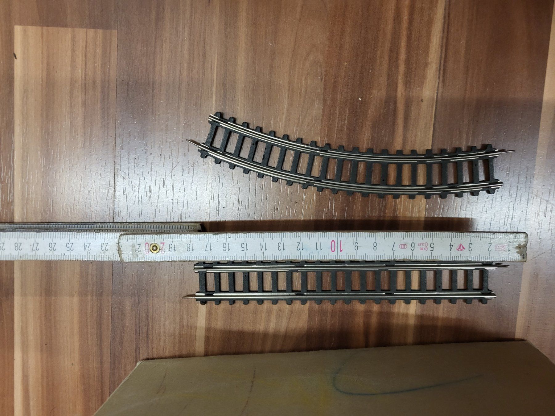 Fleischmann Modellini di ferrovie: Geleise H0 – Usato da Schwarzenburg venduto da Flamingo07 1