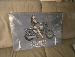 Cooles Blechschild "Motorrad Pin-Up" - Neu (D)