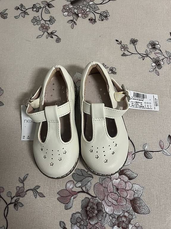 Scarpe per ragazze: Ballerines pointure 21 neuves  – Usato da Lausanne venduto da Catherine1003