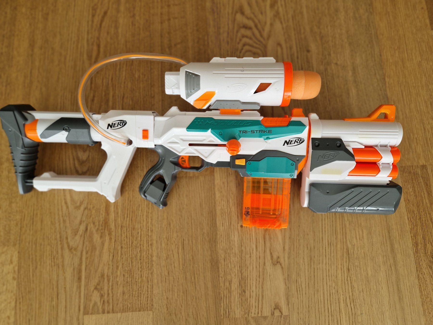 Nerf Giocattoli: Nerf Modulus Tri-Strike + Zombie Strike Doominator – Usato da Baden venduto da Bib3 1