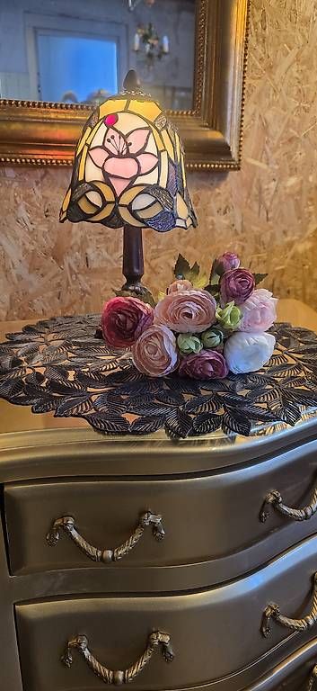 Lampade: Tiffany Tischlampe,  rosa Tulpe – Nuovo e nell'imballaggio originale da Kaufdorf venduto da Nati-Nati 1