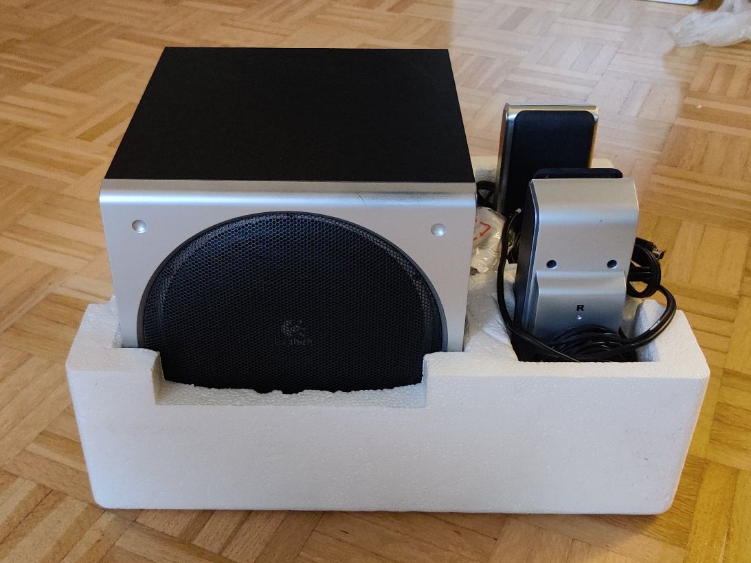 Logitech Lautsprecher: Logitech Z3e 2.1 Speaker System Lautsprecherset – Gebraucht aus Zürich von lbo_sny8 1