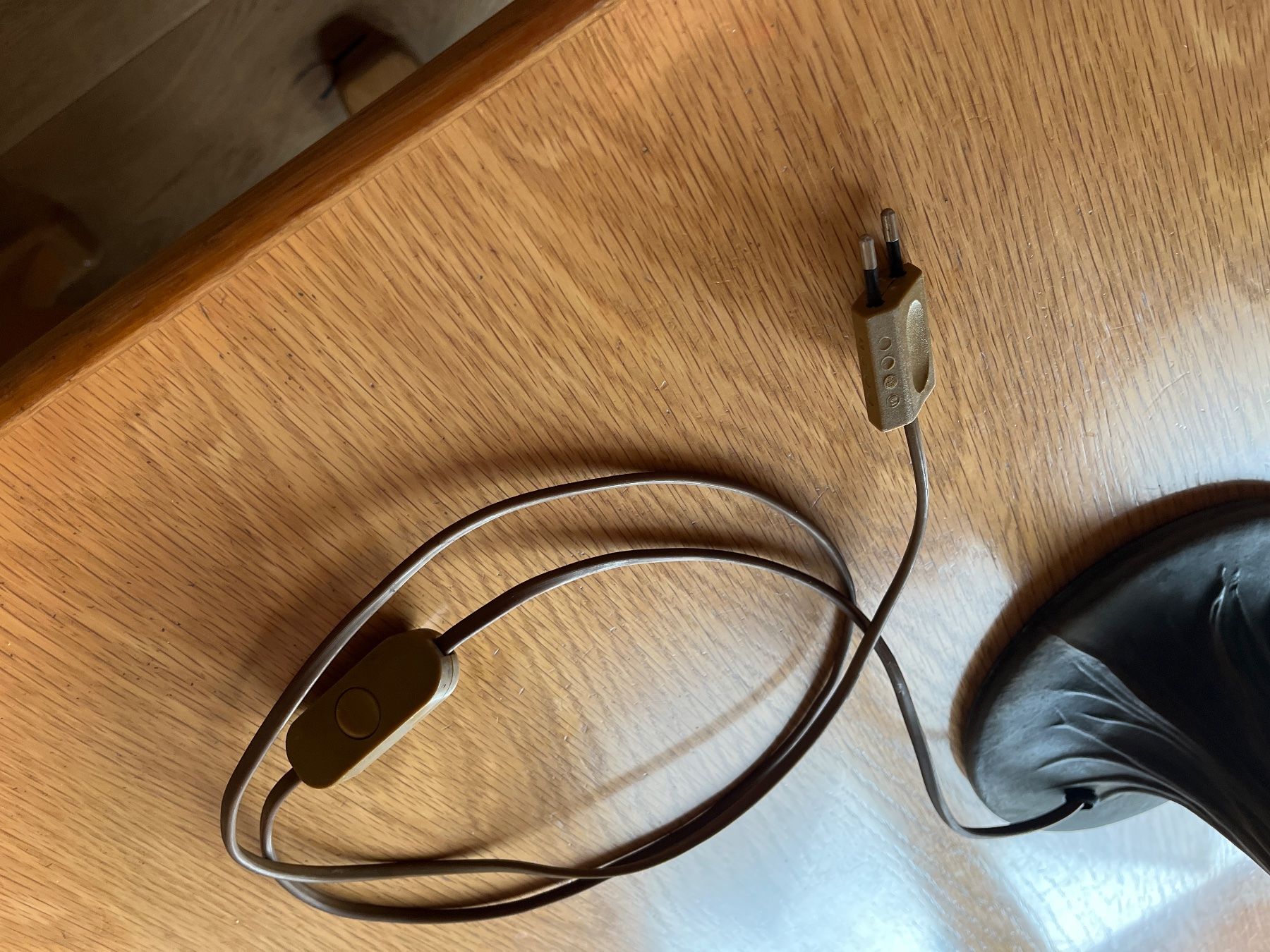 Lampade: Schöne Bleiverglaste Tischlampe – Usato da St.Pantaleon venduto da loewin71 3