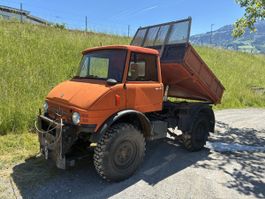 Mercedes-Benz Unimog U 406