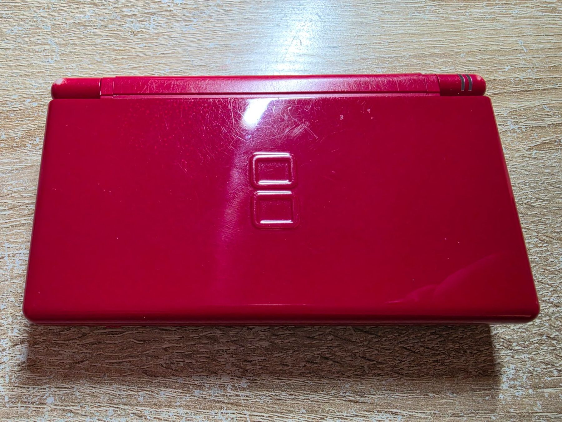 Nintendo Konsolen: Nintendo DS lite in rot – Gebraucht aus Sempach von Knuckles17 4