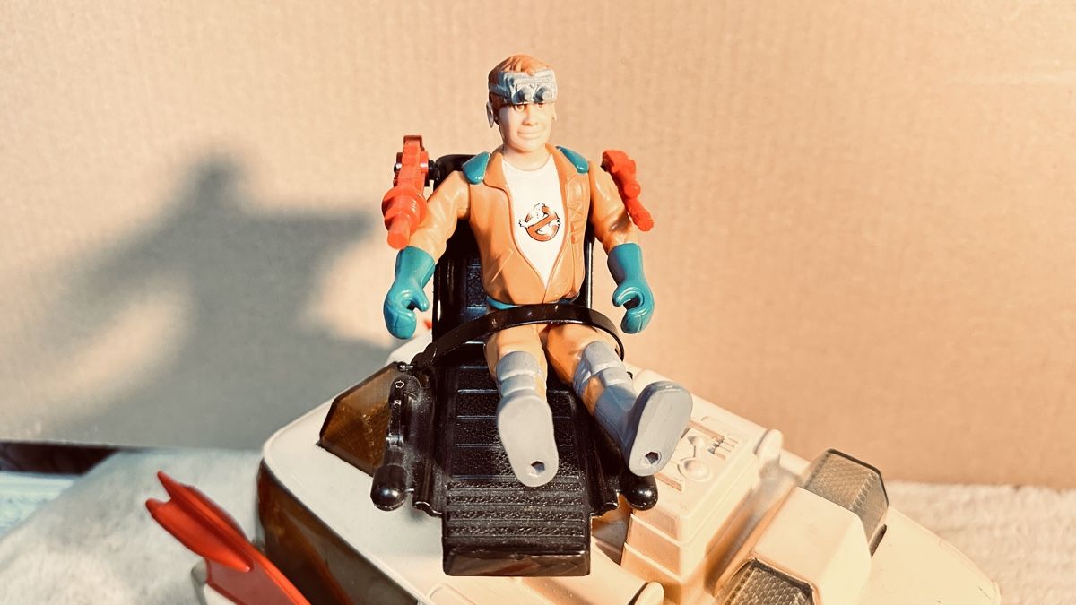 Jouets: Ghostbusters Ecto-1 Spielzeugauto mit Figur – D'occasion à Hägendorf par tyl_kzs2 6