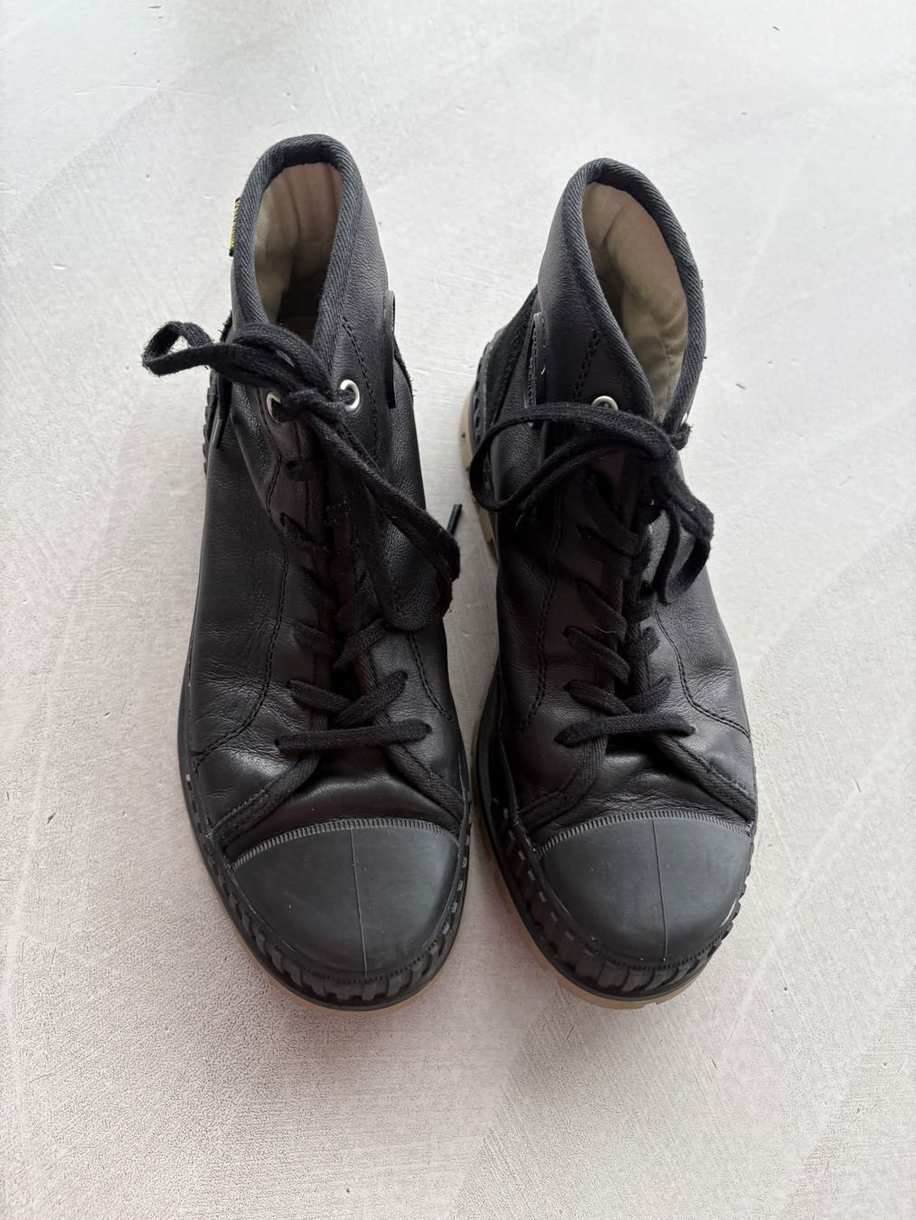 Palladium Scarpe da uomo: Vendo scarpe Palladium – Usato da Tenero venduto da gsm1108