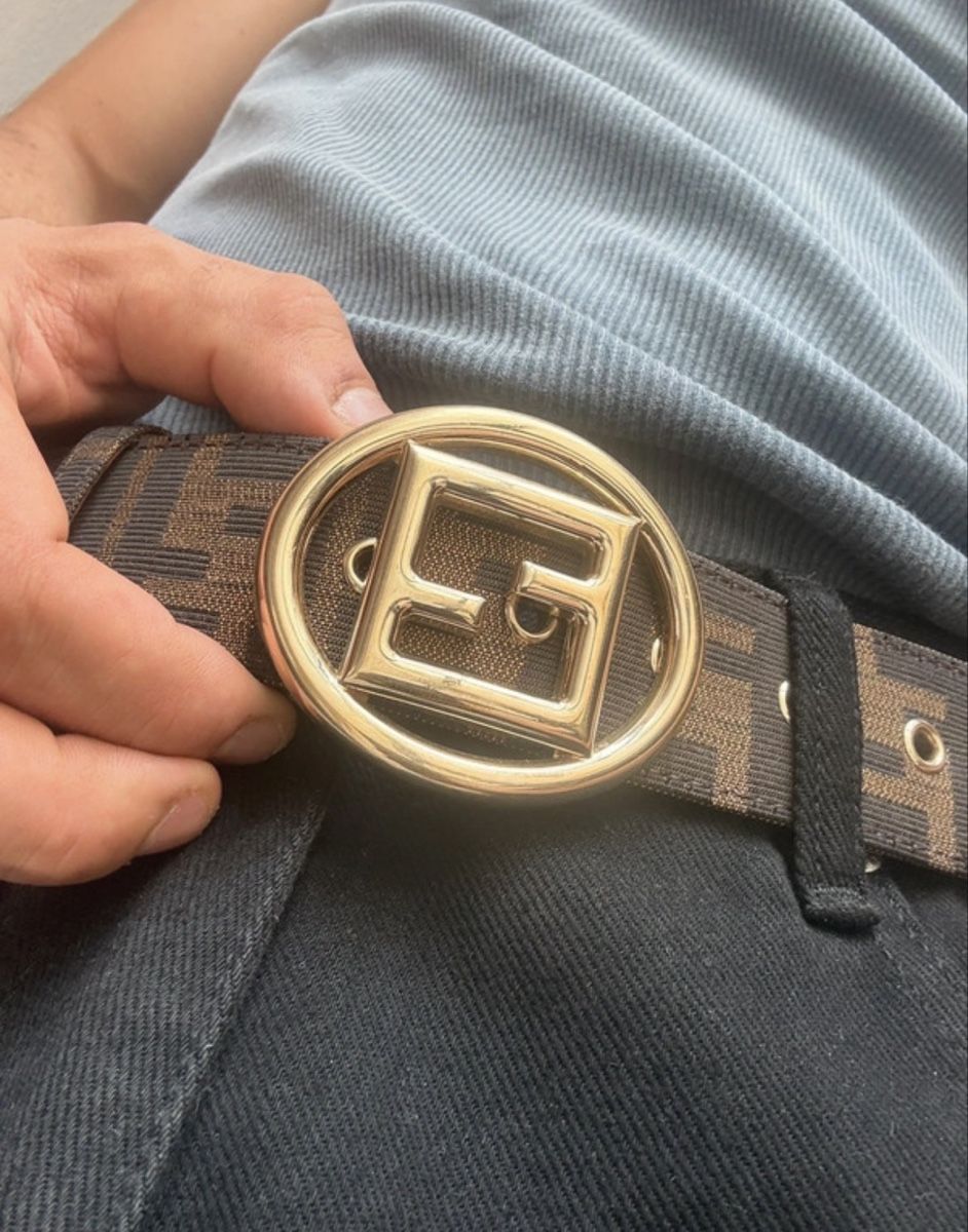 Fendi Cinture: Fendi Belt – Usato da Rapperswil SG venduto da fed_yjm2 1