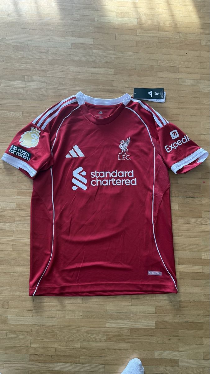 Leibchen & Hosen: Mo Salah Trikot 25/26 Grösse S – Neu (gemäss Beschreibung) aus St. Gallen von LeonMatteon1879 1