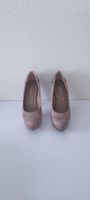 shoes beige