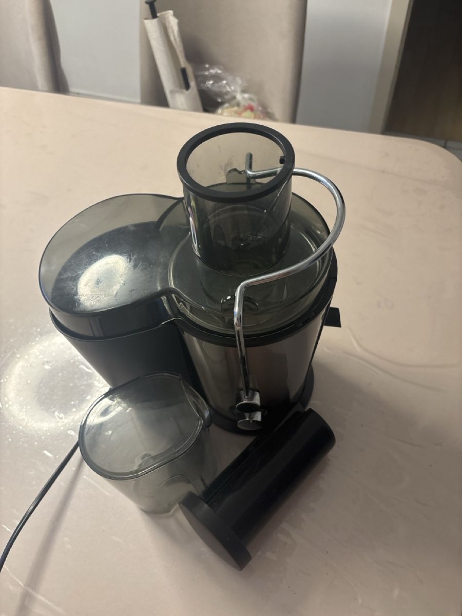 Appareils de cuisine: Elektriker Entsafter  – Neuf (Voir description) à Unterseen par nas_mj2l 3