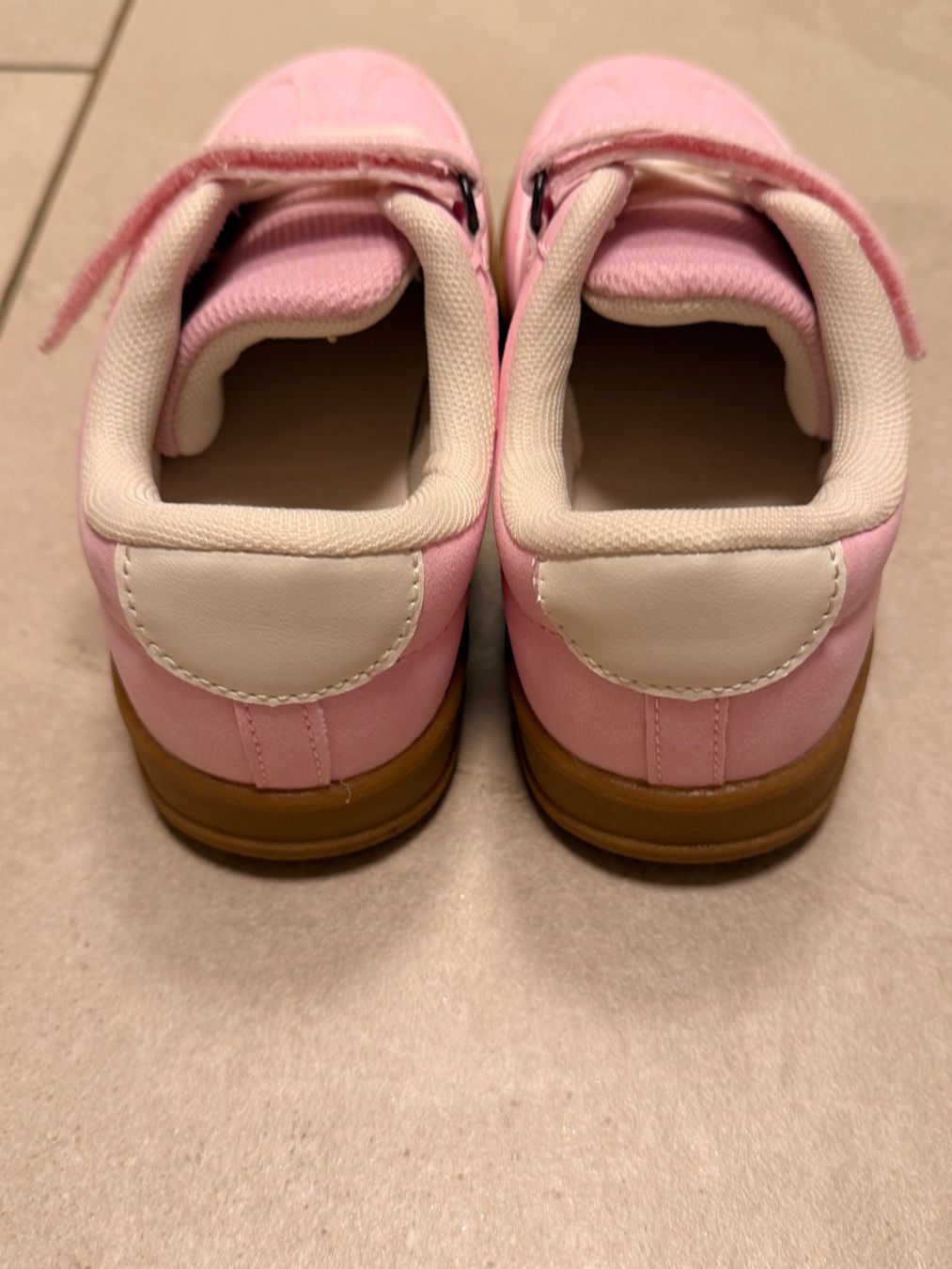 Scarpe per ragazze: Mädchen Schuhe, Sneaker, pink, 30 – Nuovo e nell'imballaggio originale da Wilen b. Wil venduto da carpediem25 3