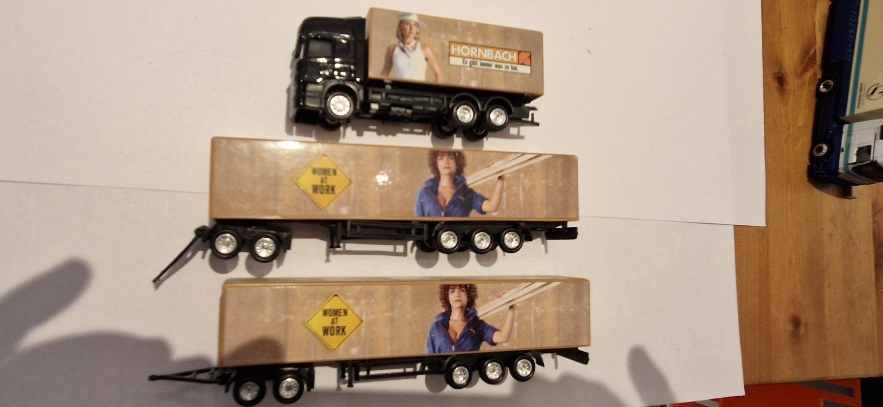 Modellbausätze & Standmodelle: Werbe Lastwagen Hornbach – Neu (gemäss Beschreibung) aus Ruswil von rf56