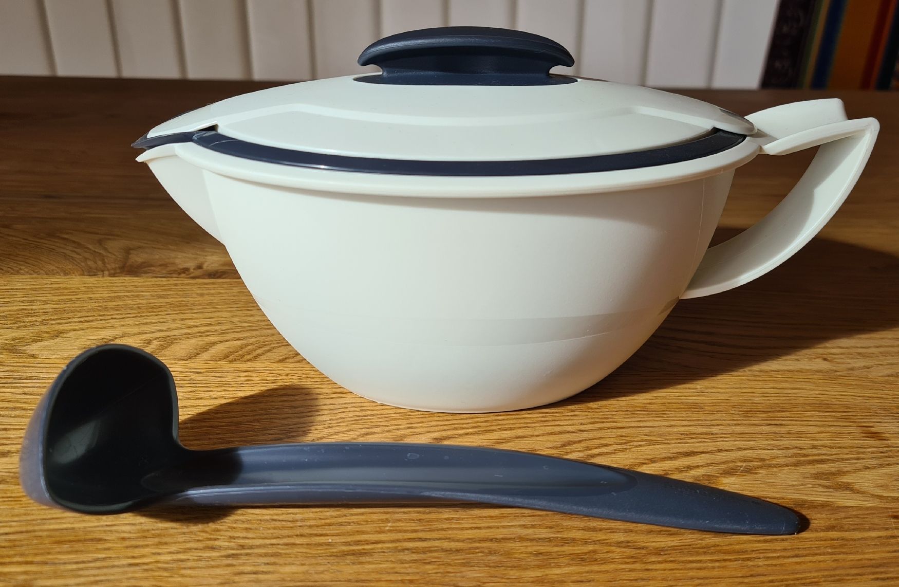 Schalen: Tupperware Thermo Duo Sauciere 550ml – Gebraucht aus frutigen von Plethora14