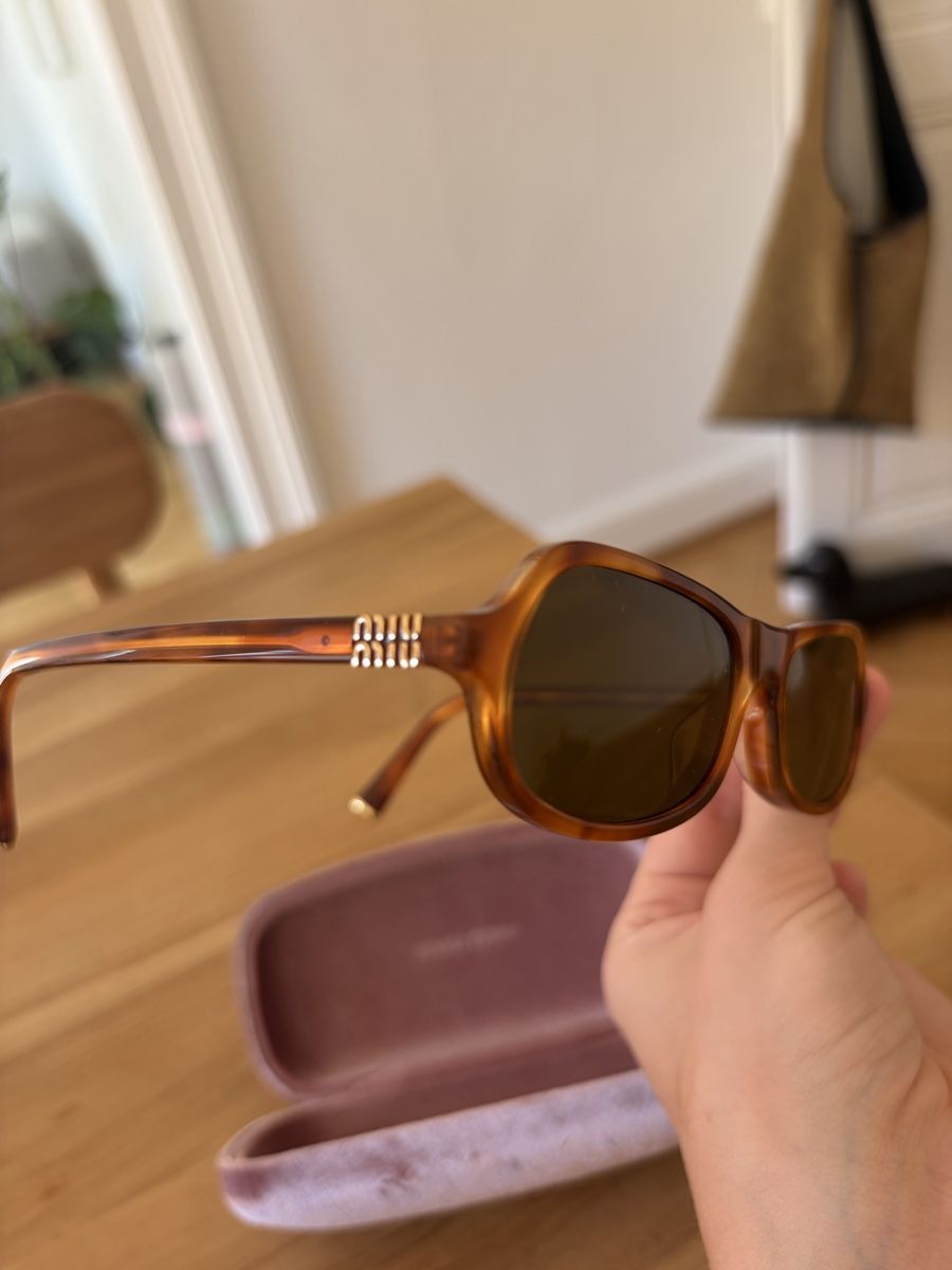 Miu Miu Occhiali & Lenti: Miumiu Sonnenbrille  – Nuovo (secondo la descrizione) da Basel venduto da nin_yd9x