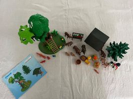 Playmobil Tierhüter/Baumhaus mit Tieren und Zubehoer