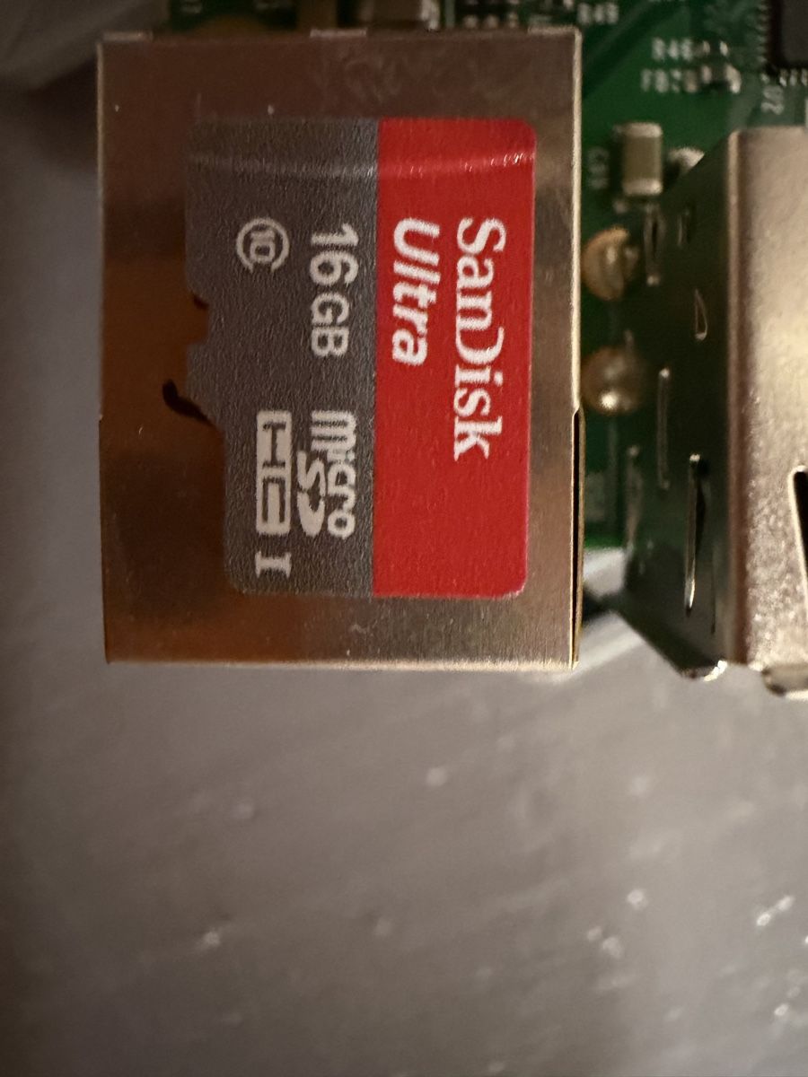 Raspberry Pi PC: Raspberry Pi Model B+ mit Kamera und SD Karte gebraucht – Usato da Abtwil AG venduto da be5pc 2