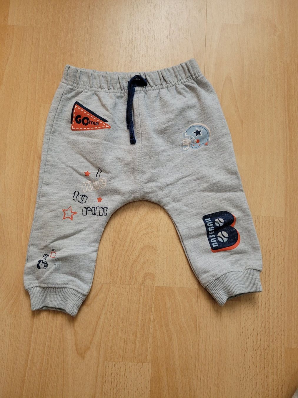 Pantalons: Hose gr. 74 baseball – D'occasion à Inwil par Flower2325