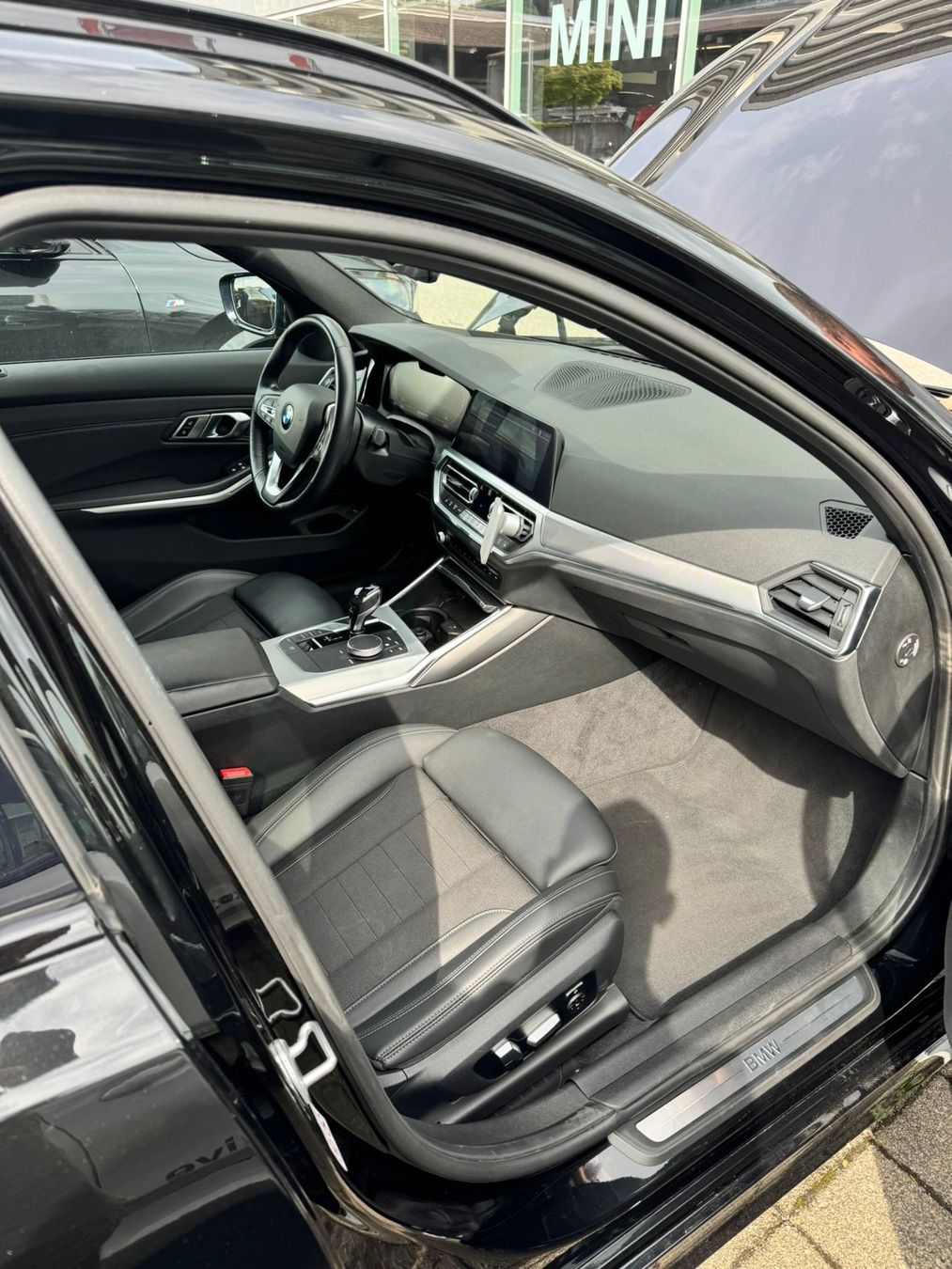 BMW Automobili: BMW 320d x Drive – Usato da St. Gallen venduto da mare09 4