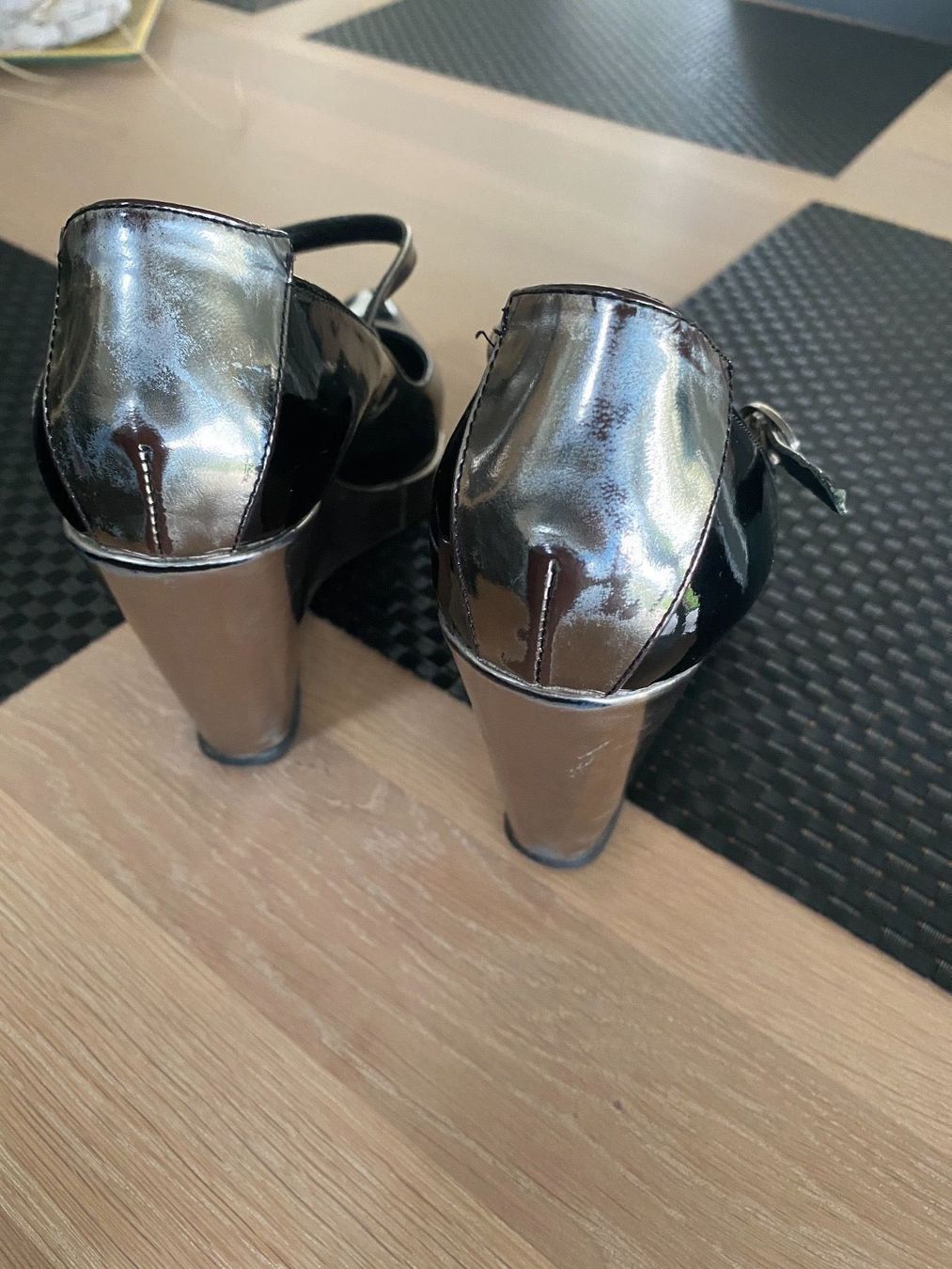 Scarpe da donna: Chaussures compensées vernis  T37 – Usato da Porrentruy venduto da SYANKA 5