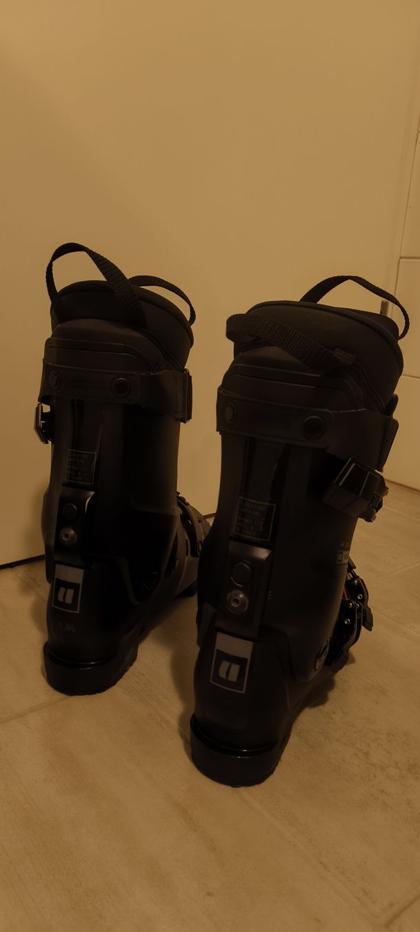 Scarpe da uomo: Armada ar one 120  – Usato da Wynigen venduto da Andoo 2
