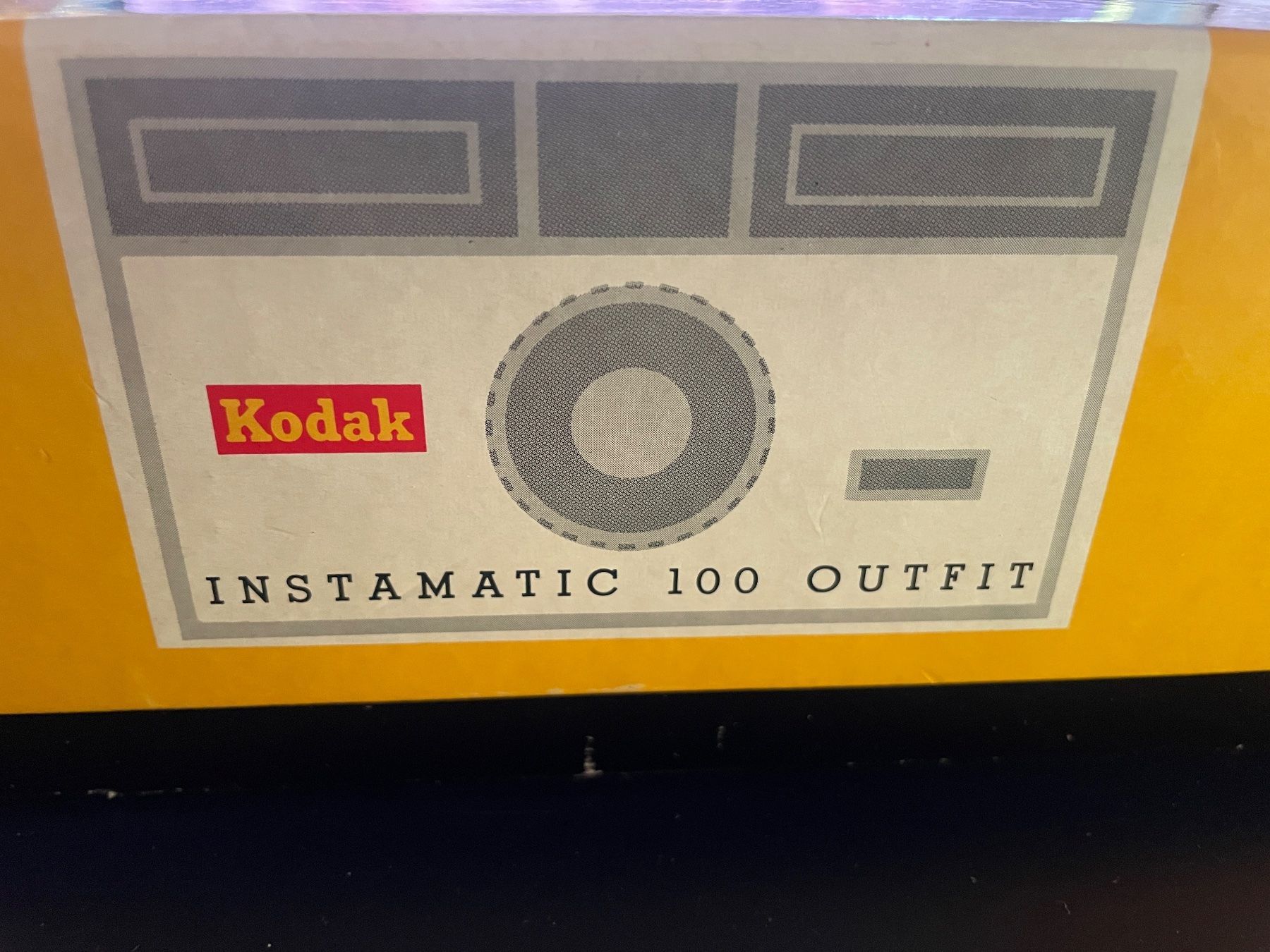 Kodak Fotocamera: Kodak Instamatic 100 Outfit Originalverpackt – Usato da Volketswil venduto da rubin74 1