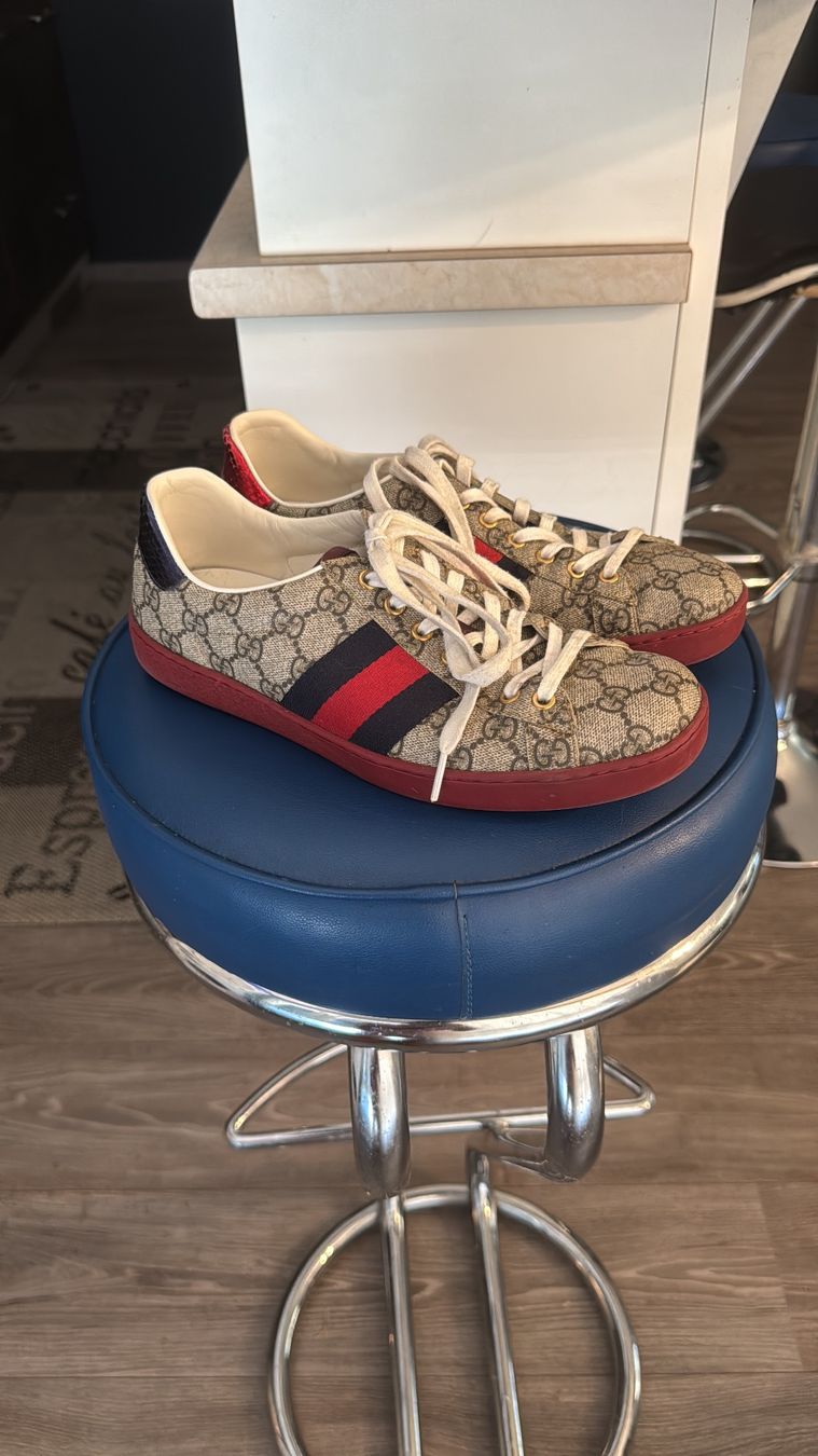 Gucci Scarpe da uomo: Baskets Gucci authentiques taille 40.5 – Usato da Courroux venduto da Hermes282