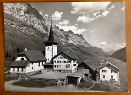 Urnerboden - Kirche mit Schulhaus 1966