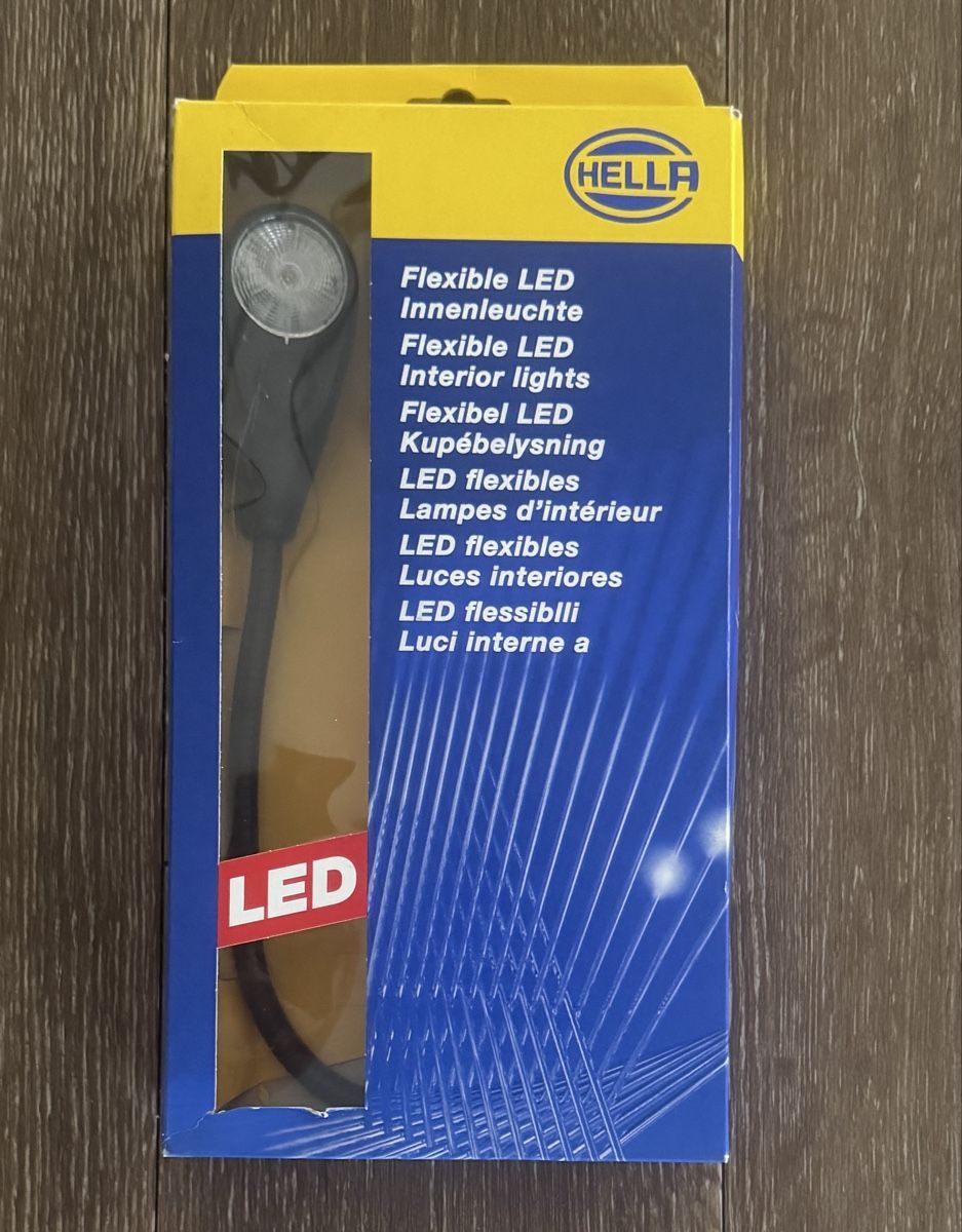 Lampade: Hella Leseleuchte für Camper oder Boot originalverpackt – Nuovo e nell'imballaggio originale da Windisch venduto da Anja13