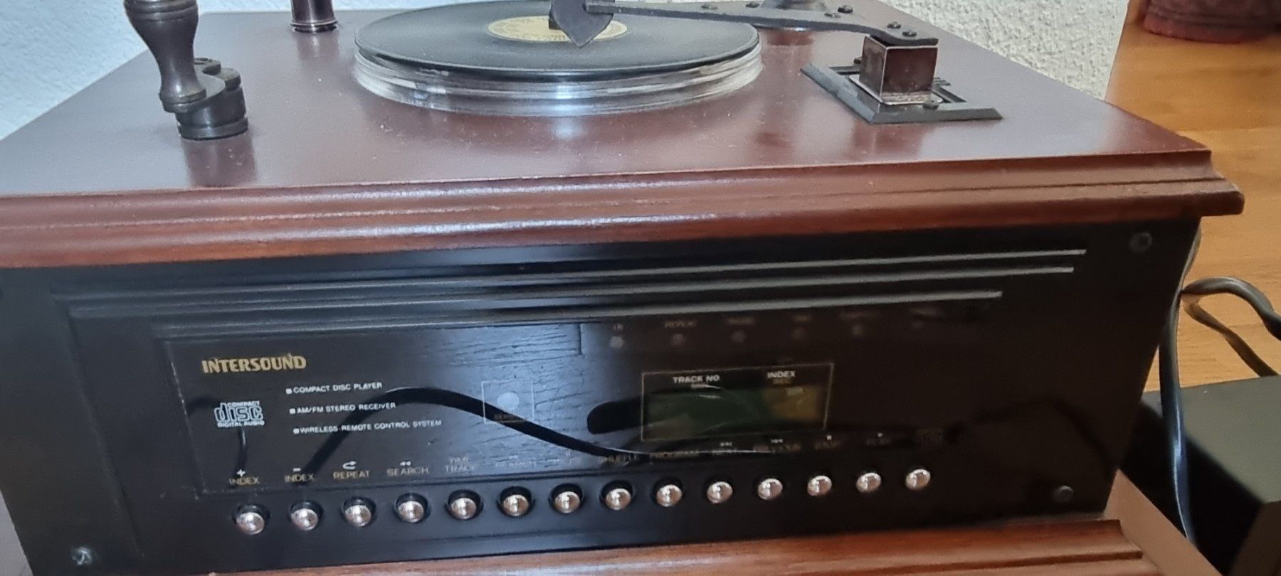 Radios: Grammaphon mit CD und Radio – Gebraucht aus Aarburg von Ricardolager