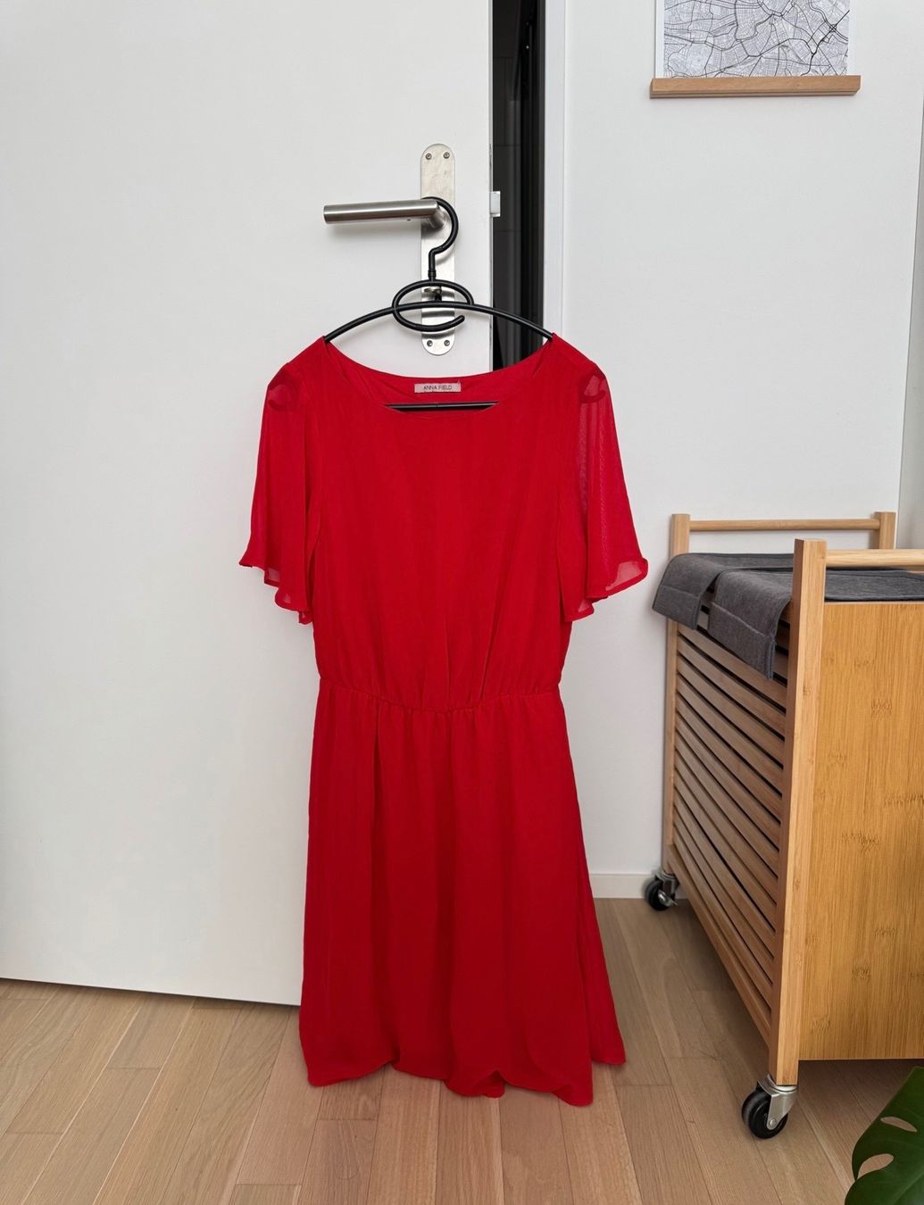 Anna Field Vestiti: Rotes Sommerkleid von Anna Field – Nuovo (secondo la descrizione) da Laufen venduto da AnnaBlunschi 1