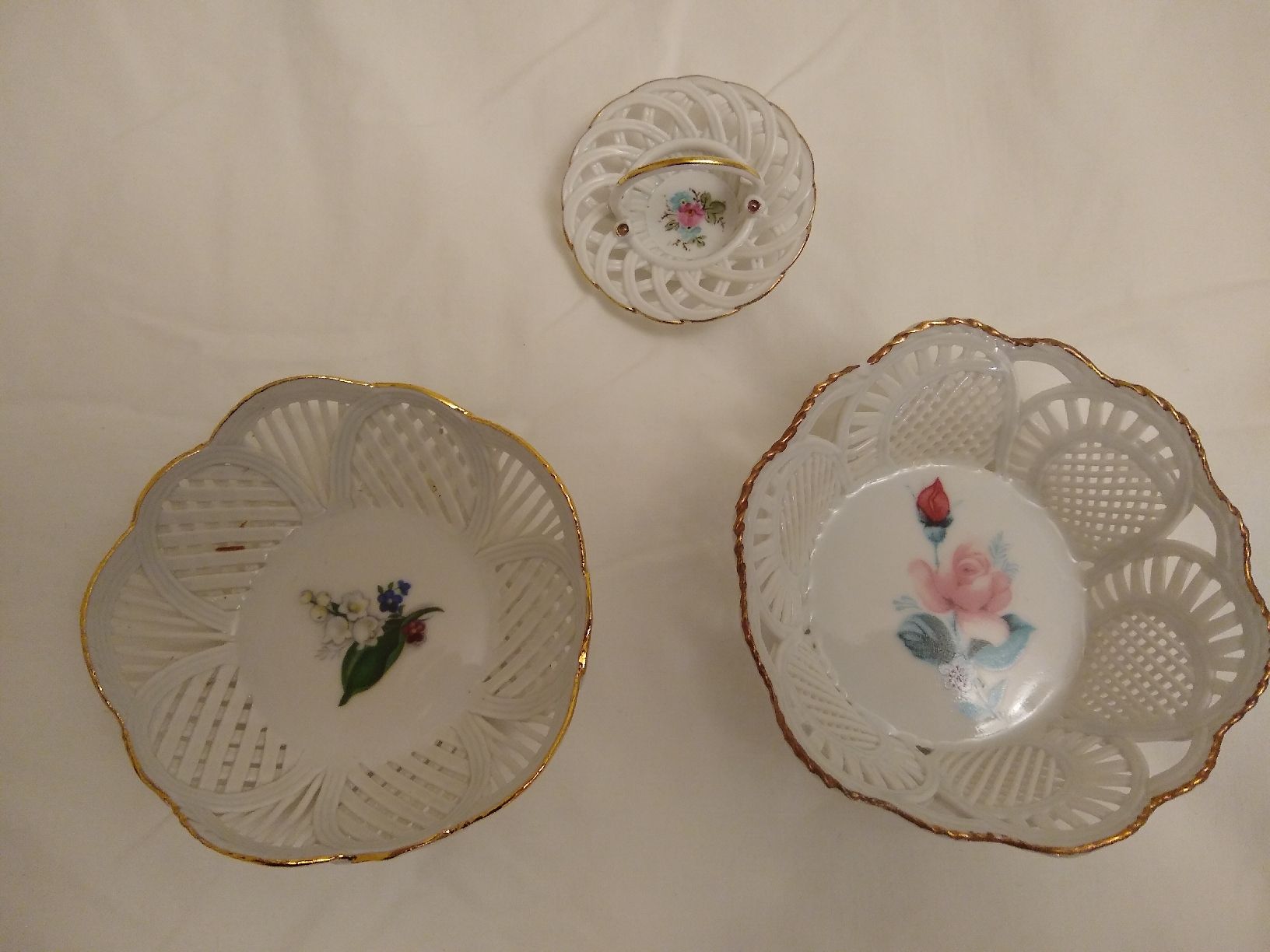 Set di piatti: 3 Porcelain Baskets, Hand Painted – Usato da Dübendorf venduto da LoRi-2026 2