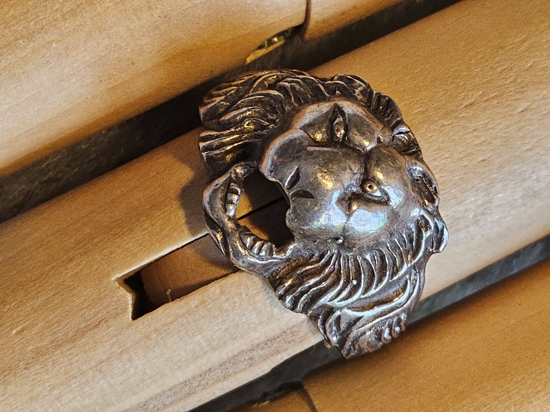 Anelli: Antiker Sterling Silber Löwen Ring Grösse 56 – Usato da Zürich venduto da SciTec 5