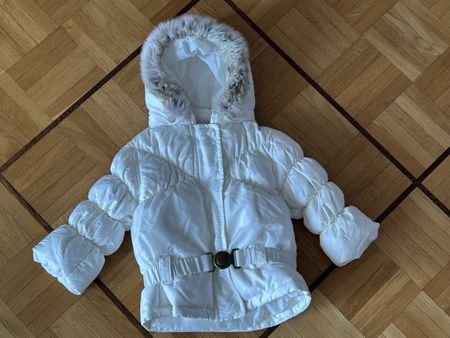 Benetton Winterjacke Weiss Grösse 66, 9 Monat
