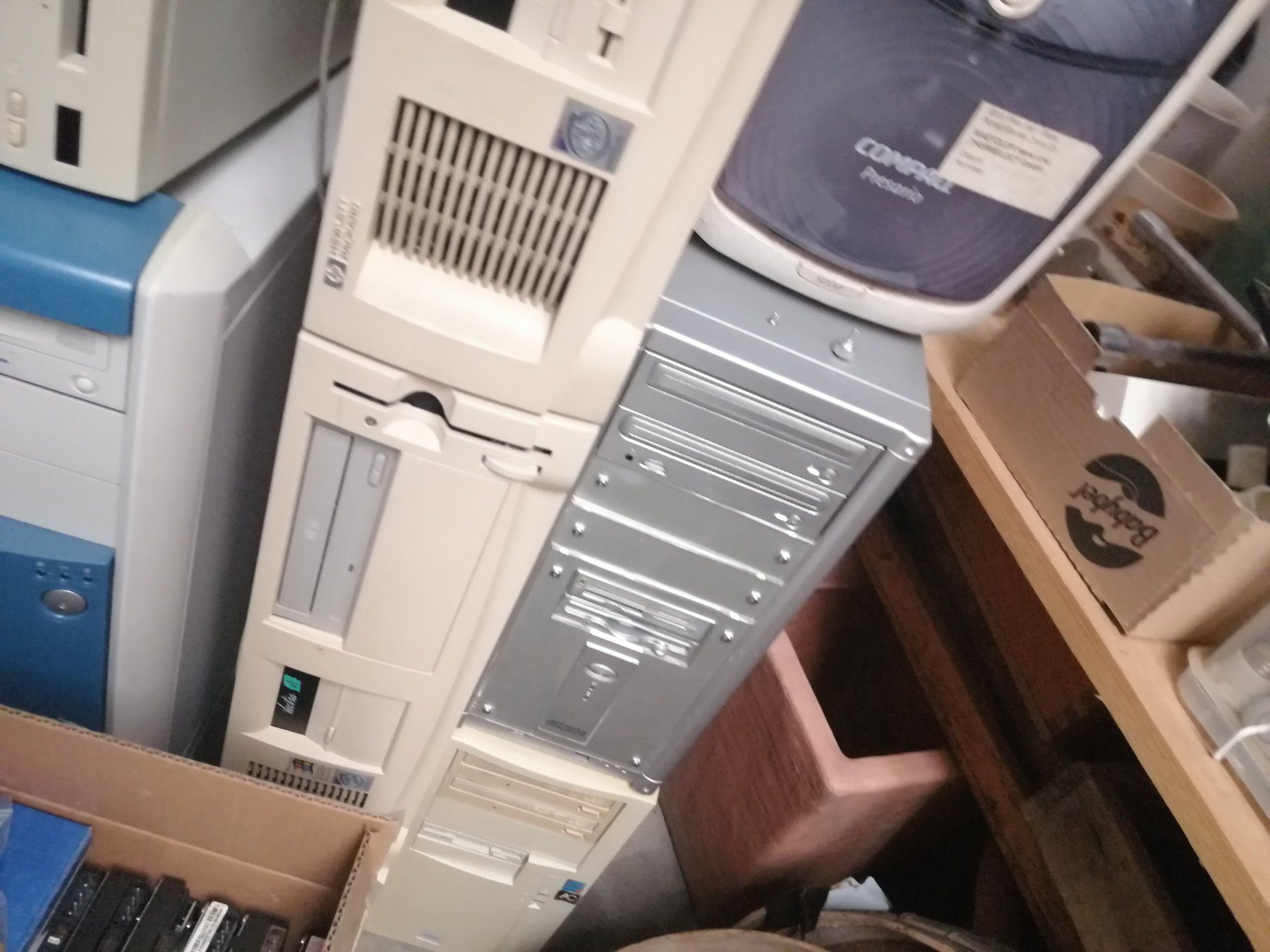 PCs: Vintage Compis und massig Zubehör – Defekt aus Jona von Krassmann 2