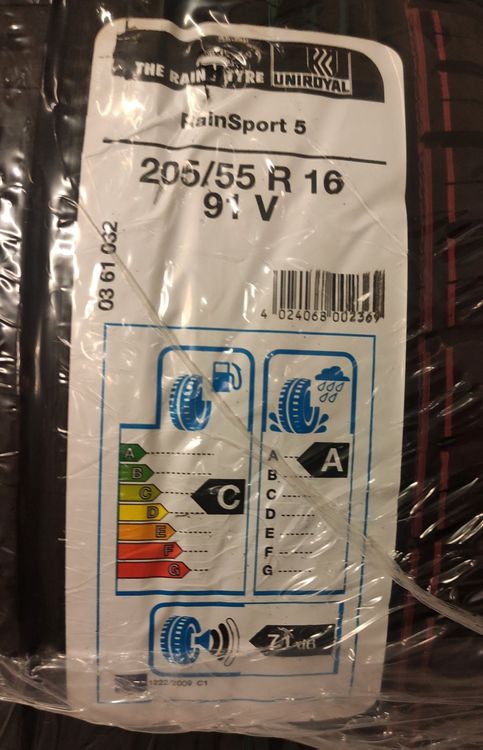 Pneu Uniroyal RainSport 5 FR 205/45R16 - Été - Label E/A - Bruit 71 DB - Adhérence Pluie Excellente